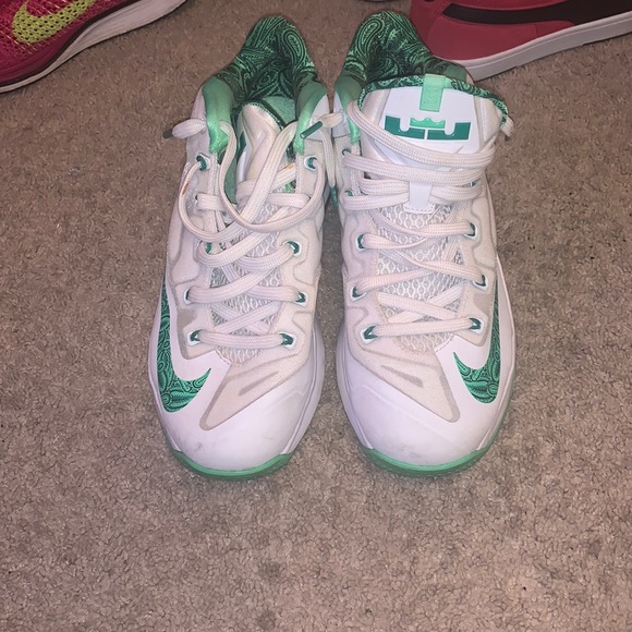 Lebron 11 low - Picture 4 of 4